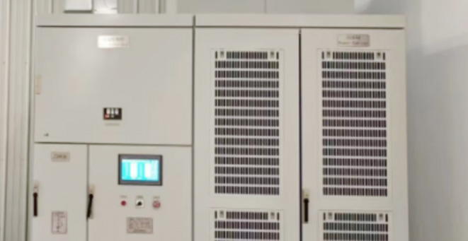 ����С������10kVֱ��ʽ���ڷ���SVG��Ŀ